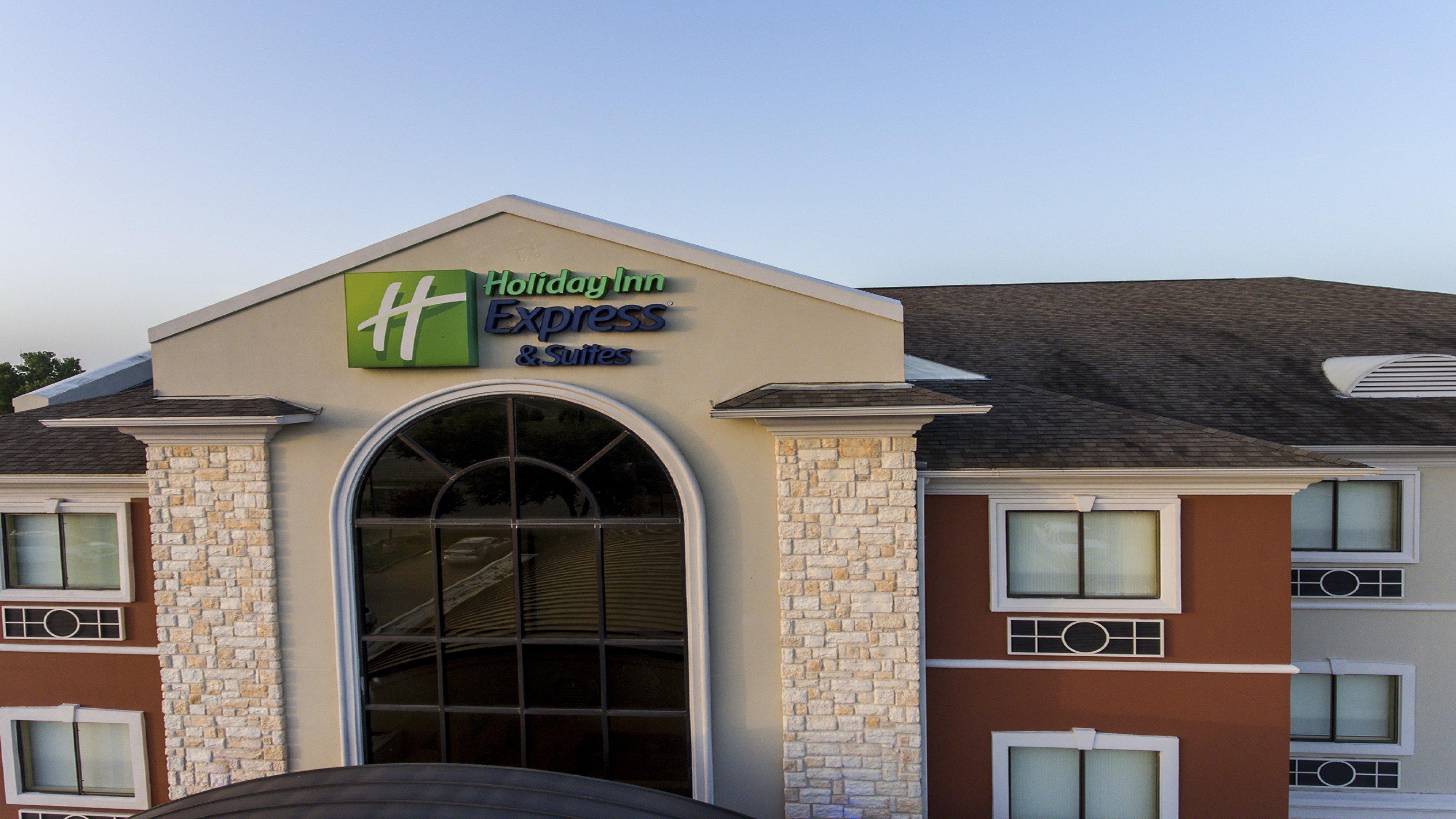 Holiday Inn Express Hotel & Suites Mount Pleasant, An Ihg Hotel Exterior foto